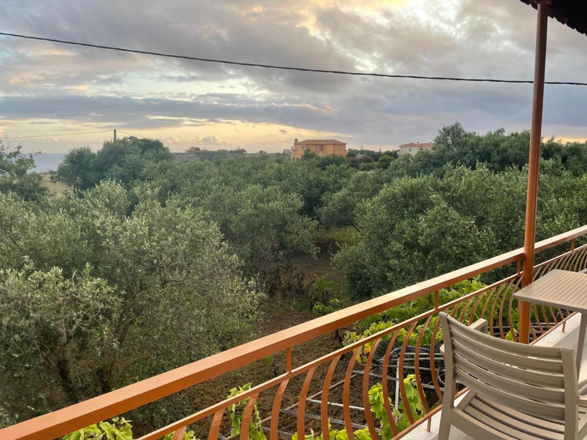 Andreas Studios Svoronata Buitenkant foto